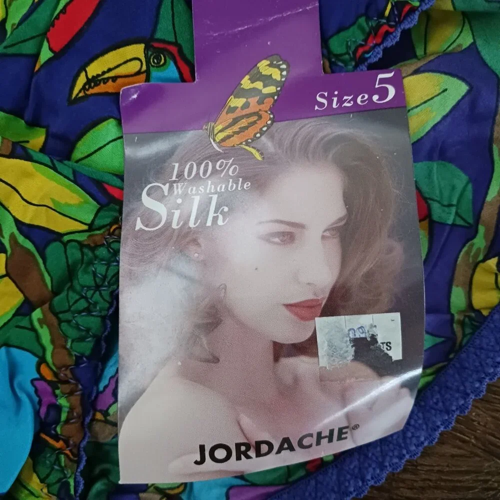New‎ Vintage Jordache 100% Washable Silk String Parrot Bikini Panties Size 5